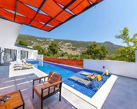 Kaş İslamlar'da Sakin Konumda, Özel Havuzlu, Konforlu Villa - 3
