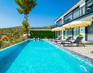 Kaş İslamlar'da Sakin Konumda, Özel Havuzlu, Lüks Villa - 2