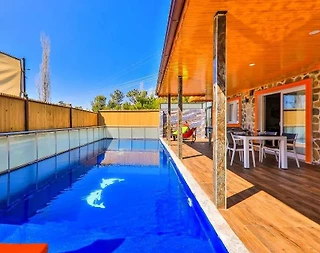 Kaş İslamlar'da Sakin Konumda, Özel Havuzlu, Modern Villa - 2