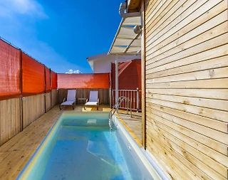 Kaş İslamlar'da Sakin Konumda, Özel Havuzlu, Ahşap Villa - 1