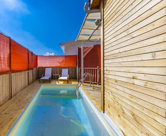 Kaş İslamlar'da Sakin Konumda, Özel Villa, Ahşap Villa - 1