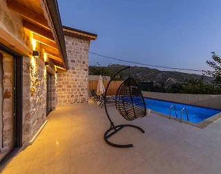 Kaş İslamlar'da Şehrin Gürültüsünden Uzakta, Özel Havuzlu, Kiralık Villa - 1