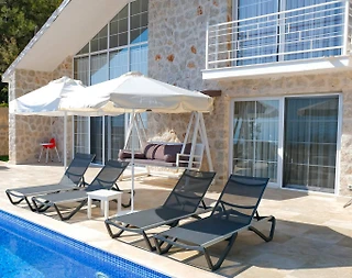 Kaş İslamlar'da Yemyeşil Bahçeli, Özel Havuzlu, Jakuzili Taş Villa - 5