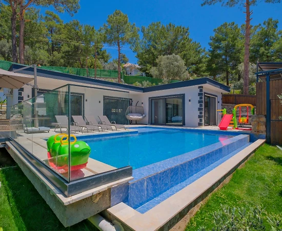 Kaş İslamlar'da Yeşilliklerde İçerisinde, Özel Havuzlu, Jakuzili Villa - 1