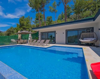 Kaş İslamlar'da Yeşilliklerde İçerisinde, Özel Havuzlu, Jakuzili Villa - 5