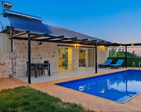 Kaş İslamlar'da Yeşilliklerde İçerisinde, Özel Havuzlu, Modern Villa - 2