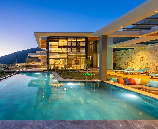 Kaş Kalkan'da Eşsiz Deniz Manzaralı, Özel Havuzlu, Lüks Villa - 1