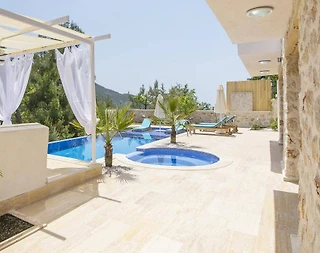 Kaş İslamlar'da Çekirdek Ailelere Uygun, Özel Havuzlu, Modern Villa - 4