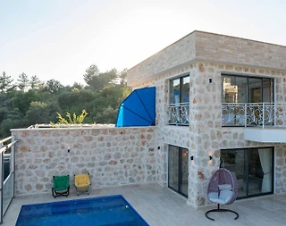 Kaş İslamlar'da Çekirdek Ailelere Uygun, Özel Havuzlu, İkiz Villa - 2