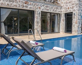 Kaş İslamlar'da Kalabalık Ailelere Uygun, Kapalı Havuzlu, Kiralık Villa - 3