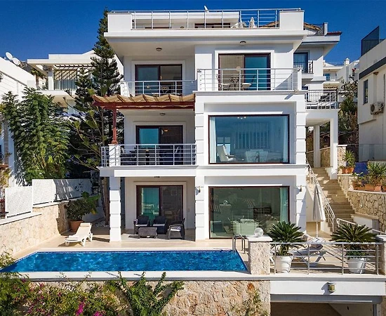 Kaş Kalkan'da Göz Alıcı Deniz Manzaralı, Özel Havuzlu, 3+1 Villa - 1