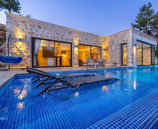 Kaş İslamlar'da Çekirdek Ailelere Uygun, Özel Havuzlu, 4 Kişilik Villa - 1
