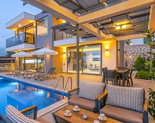 Kaş Kalkan'da Balayı Çiftlerine Uygun, Özel Havuzlu, Konforlu Villa - 1