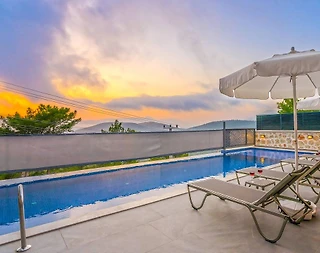 Kaş Kalkan'da Balayı Çiftlerine Uygun, Özel Havuzlu, Konforlu Villa - 3