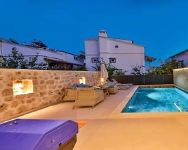 Kaş Kalkan'da Balayı Çiftlerine Uygun, Özel Havuzlu, Kiralık Villa - 2