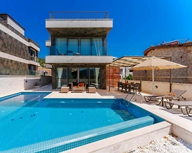 Kaş Kalkan'da Enfes Deniz Manzaralı, Özel Havuzlu, İkiz Villa - 3
