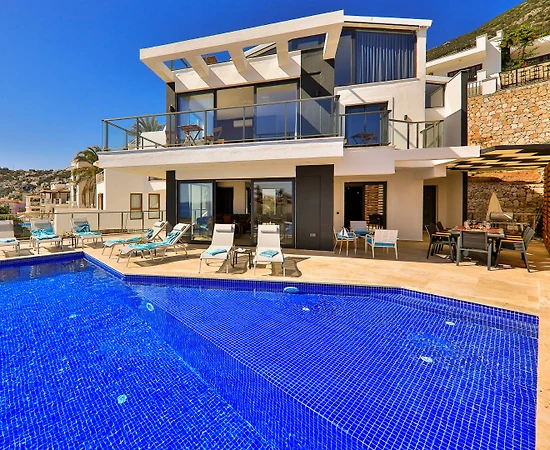 Kaş Kalkan'da Büyüleyici Deniz Manzaralı, Özel Havuzlu, Modern Villa - 1