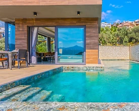 Kaş Kalkan'da Deniz Manzaralı, Isıtmalı Havuzlu, Görkemli Villa - 3
