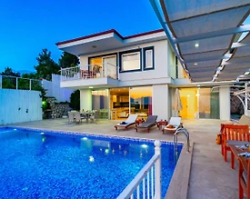 Kaş Üzümlü'de Muhteşem Doğa İçerisinde, Özel Havuzlu, Kiralık Villa - 2