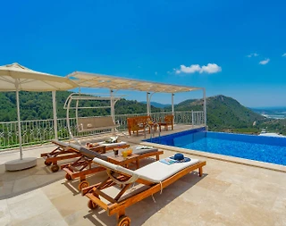 Kaş Üzümlü'de Muhteşem Doğa İçerisinde, Özel Havuzlu, Şık Villa - 4