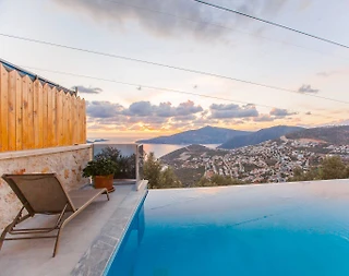 Kaş Bezirgan'da Enfes Deniz Manzaralı, Özel Havuzlu, 4 Kişilik Villa - 4