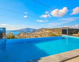 Kaş Bezirgan'da Enfes Deniz Manzaralı, Özel Havuzlu, 4 Kişilik Villa - 1