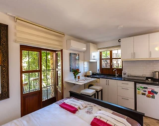 Kaş Kalkan'da Deniz Manzaralı, Merkezi Konumda, Kiralık Daire - 4