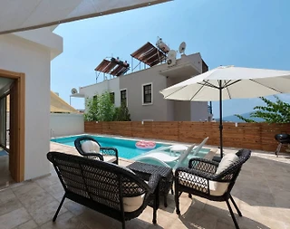 Kaş Kalkan'da Enfes Deniz Manzaralı, Özel Havuzlu, Merkezi Villa - 3