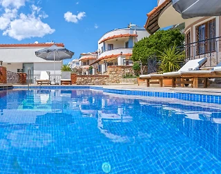 Kaş Kalkan'da Deniz Manzaralı, Özel Havuzlu, 3+1 Villa - 4