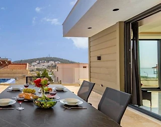 Kaş Kalkan'da Deniz Manzaralı, Özel Havuzlu, 6 Kişilik, Lüks Villa - 1
