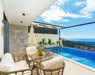 Kaş Kalkan'da Deniz Manzaralı, Özel Havuzlu, Balayı Villası - 1