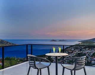 Kaş Kalkan'da Deniz Manzaralı, Özel Havuzlu, Jakuzili, Ferah Villa - 1