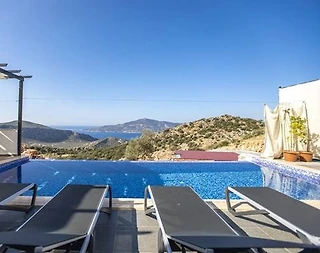 Kaş Kalkan'da Deniz Manzaralı, Özel Havuzlu, Jakuzili Villa - 1