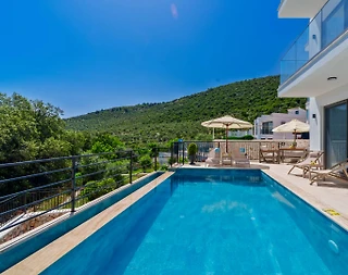 Kaş Kalkan'da Deniz Manzaralı, Özel Havuzlu, Jakuzili Villa - 4