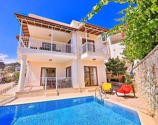 Kaş Kalkan'da Deniz Manzaralı, Özel Havuzlu, Kiralık Merkezi Villa - 2
