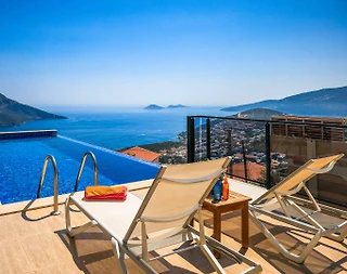 Kaş Kalkan'da Merkezi Konumda, Özel Havuzlu, Kiralık Villa - 4