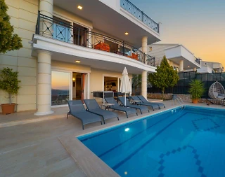Kaş Kalkan'da Deniz Manzaralı, Özel Havuzlu, Konforlu Villa - 2