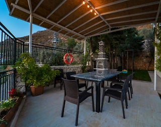 Kaş Kalkan'da Deniz Manzaralı, Özel Havuzlu, Konforlu Villa - 5