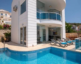 Kaş Kalkan'da Deniz Manzaralı, Özel Havuzlu, Konforlu Villa - 2