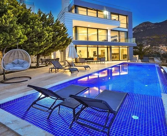 Kaş Kalkan'da Masalsı Deniz Manzaralı, Özel Havuzlu, Lüks Villa - 1