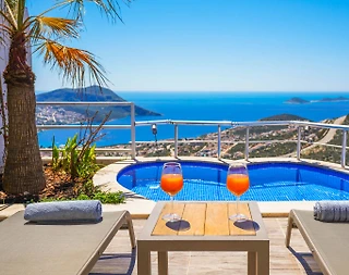 Kaş İslamlar'da Deniz Manzaralı, Sonsuzluk Havuzlu, Nezih Villa - 2