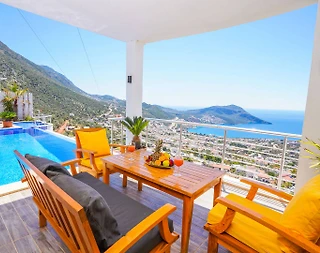 Kaş İslamlar'da Deniz Manzaralı, Sonsuzluk Havuzlu, Nezih Villa - 5