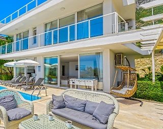 Kaş Kalkan'da Denize Yakın, Kalabalık Aileler İçin Uygun, Şık Villa - 2