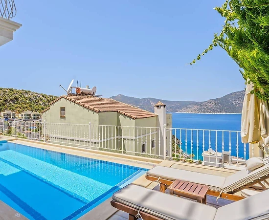 Kaş Kalkan'da Denize Yakın, Özel Havuzlu, Konforlu Villa - 1