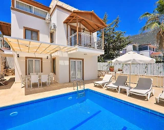 Kaş Kalkan'da Denize Yakın, Özel Havuzlu, Merkezi Villa - 1