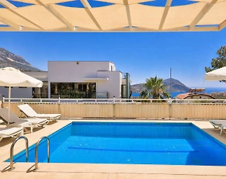 Kaş Kalkan'da Denize Yakın, Özel Havuzlu, Merkezi Villa - 4
