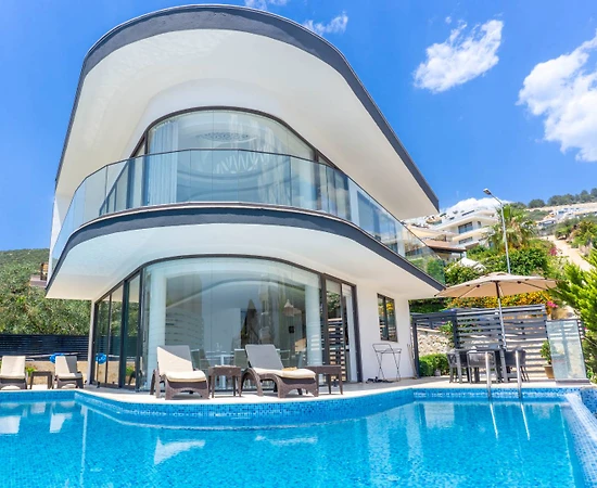 Kaş Kalkan'da Denize Yakın, Özel Havuzlu, Merkezi Villa - 1