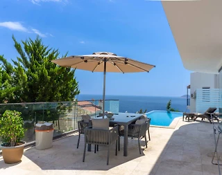 Kaş Kalkan'da Denize Yakın, Özel Havuzlu, Merkezi Villa - 3