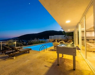 Kaş Kalkan'da Denize Yakın, Kalabalık Aileler İçin Uygun, Şık Villa - 3