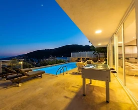Kaş Kalkan'da Denize Yakın, Kalabalık Aileler İçin Uygun, Şık Villa - 3